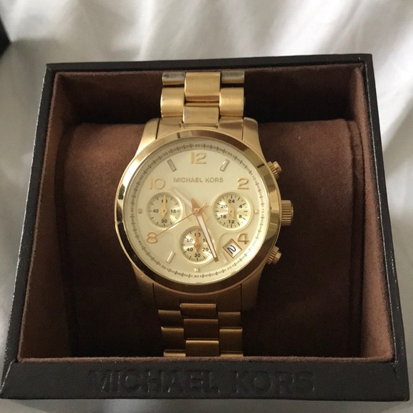 Michael Kors Gold Watch - Picture 1 of 8